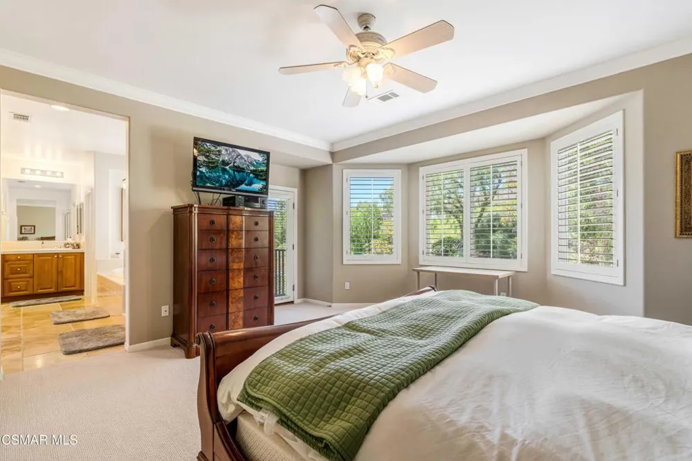 5405 Sunlight Street Simi Valley, CA 93063