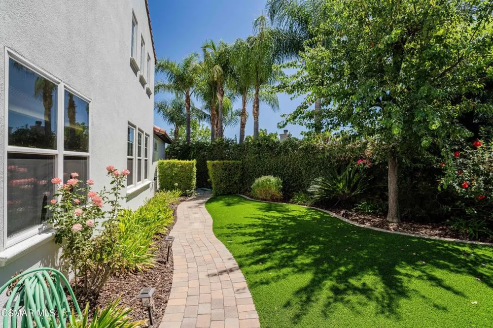 5405 Sunlight Street Simi Valley, CA 93063