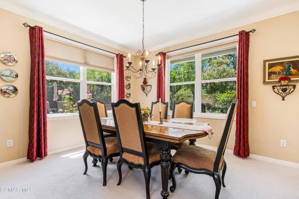 5405 Sunlight Street Simi Valley, CA 93063