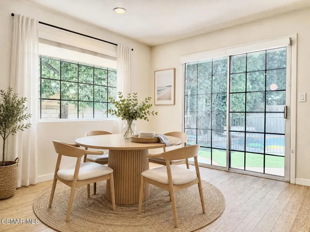 4535 Lennox Avenue Sherman Oaks, CA 91423