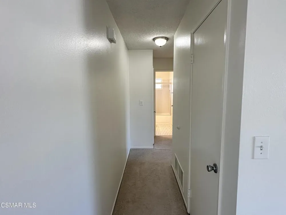1669 Calle Zafiro Newbury Park, CA 91320