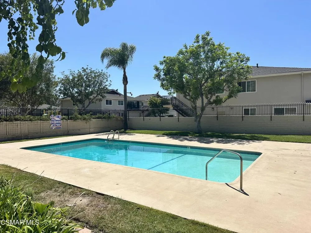 1669 Calle Zafiro Newbury Park, CA 91320