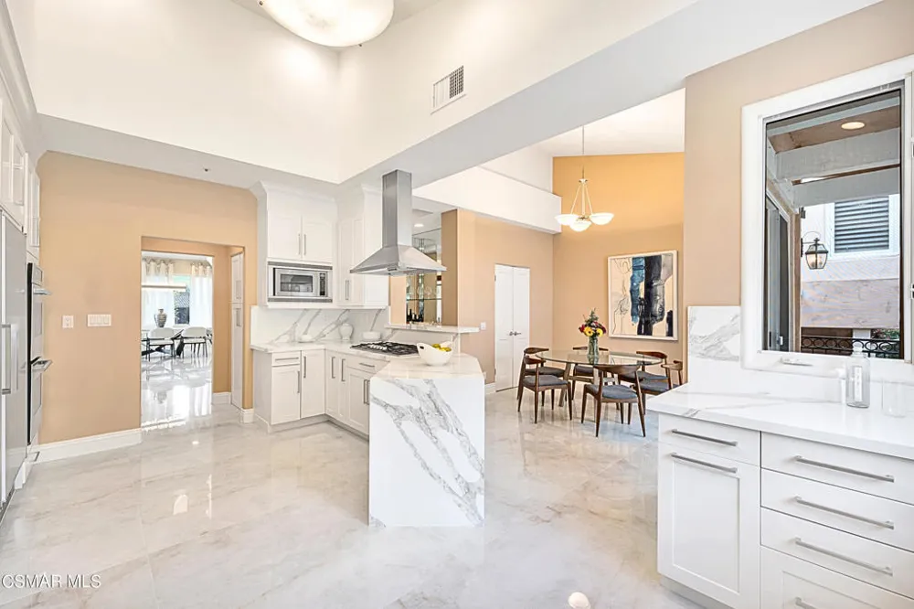 1687 Castlebridge Court Westlake Village, CA 91362