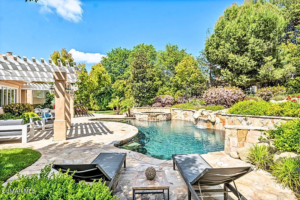 1687 Castlebridge Court Westlake Village, CA 91362