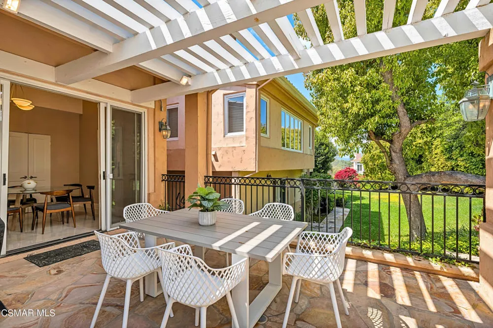 1687 Castlebridge Court Westlake Village, CA 91362