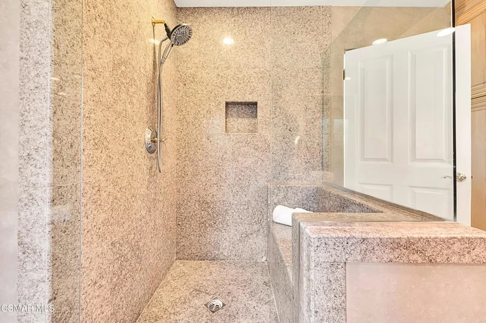 1687 Castlebridge Court Westlake Village, CA 91362