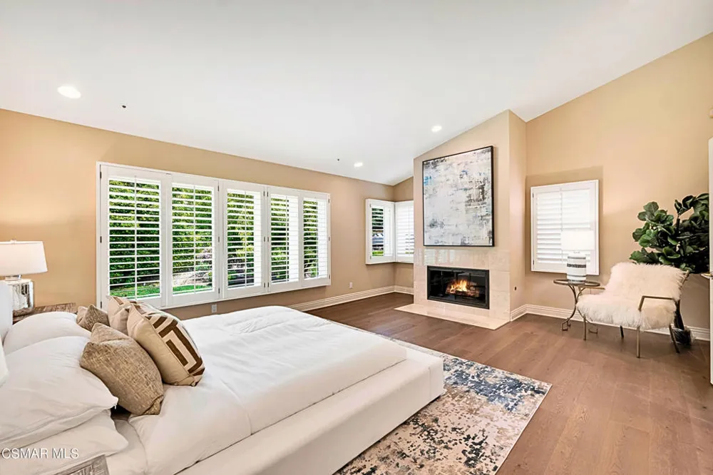 1687 Castlebridge Court Westlake Village, CA 91362