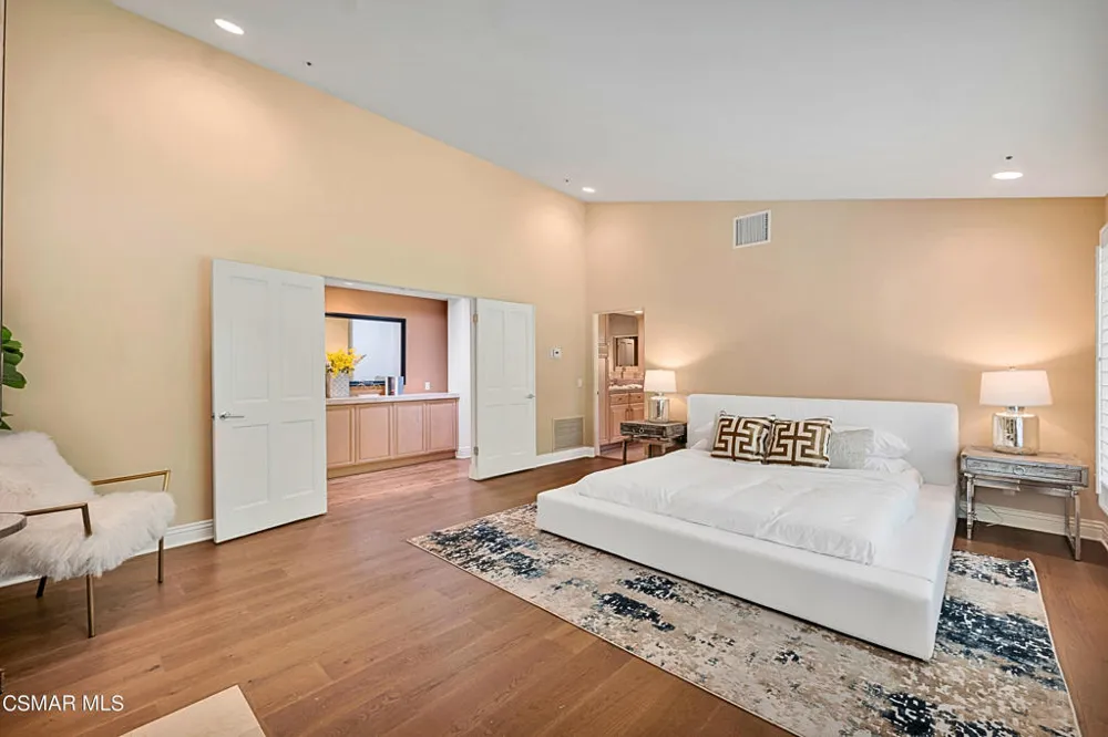 1687 Castlebridge Court Westlake Village, CA 91362