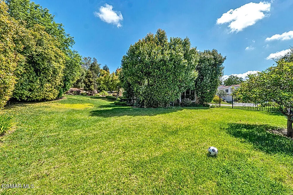 1687 Castlebridge Court Westlake Village, CA 91362