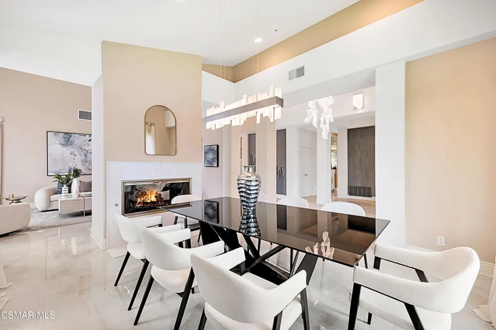 1687 Castlebridge Court Westlake Village, CA 91362