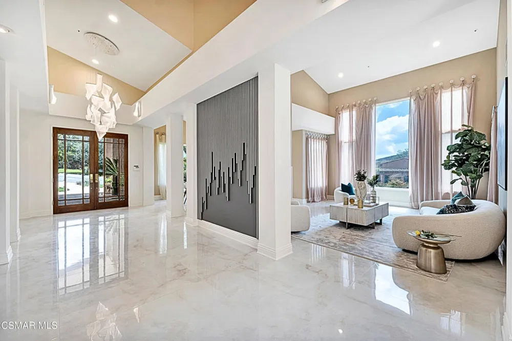 1687 Castlebridge Court Westlake Village, CA 91362