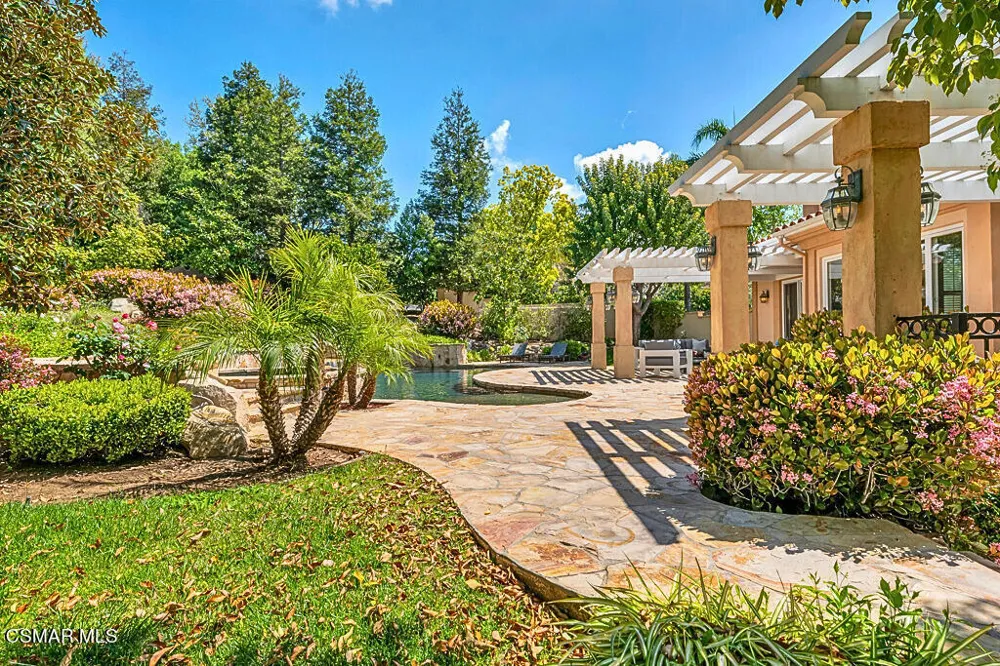 1687 Castlebridge Court Westlake Village, CA 91362