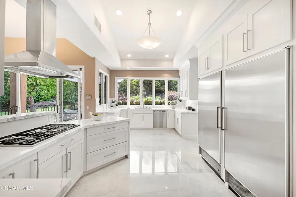 1687 Castlebridge Court Westlake Village, CA 91362