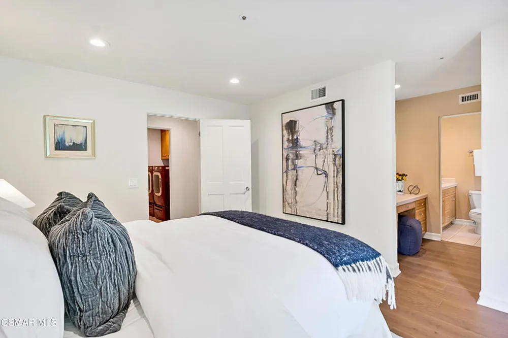 1687 Castlebridge Court Westlake Village, CA 91362