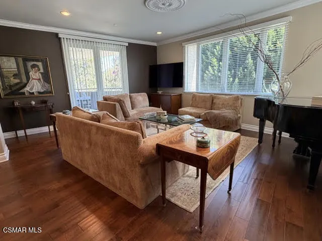 12050 Guerin Street #202 Studio City, CA 91604