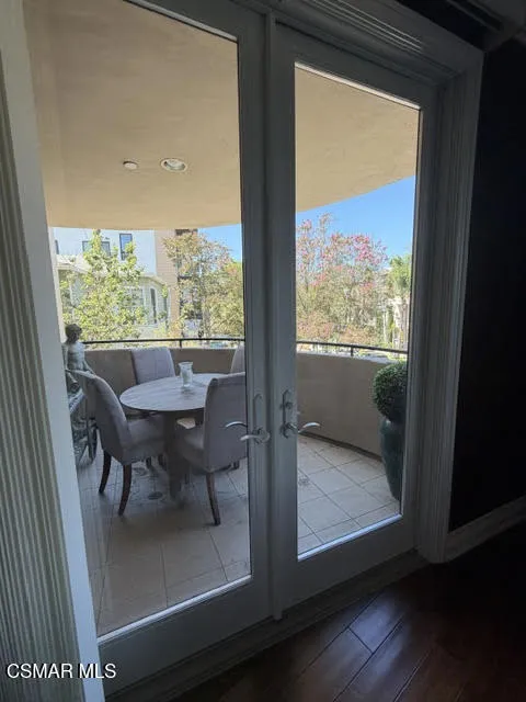 12050 Guerin Street #202 Studio City, CA 91604