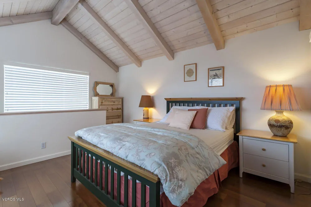 1201 Cornwall Lane Ventura, CA 93001