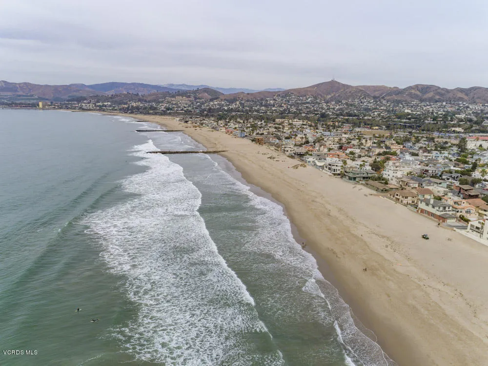 1201 Cornwall Lane Ventura, CA 93001