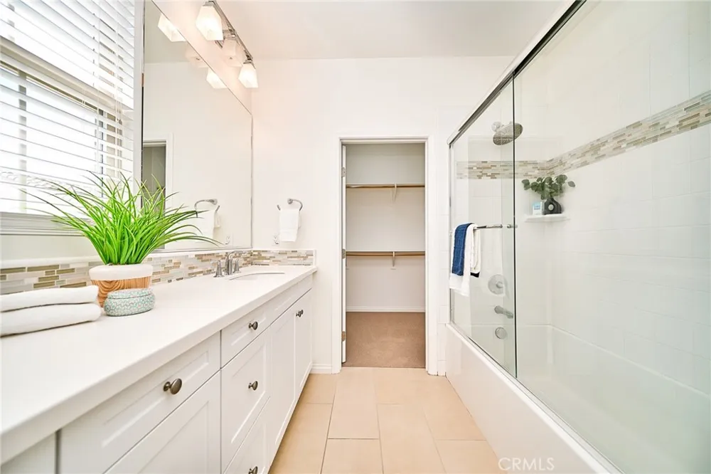121 Baritone Irvine, CA 92620