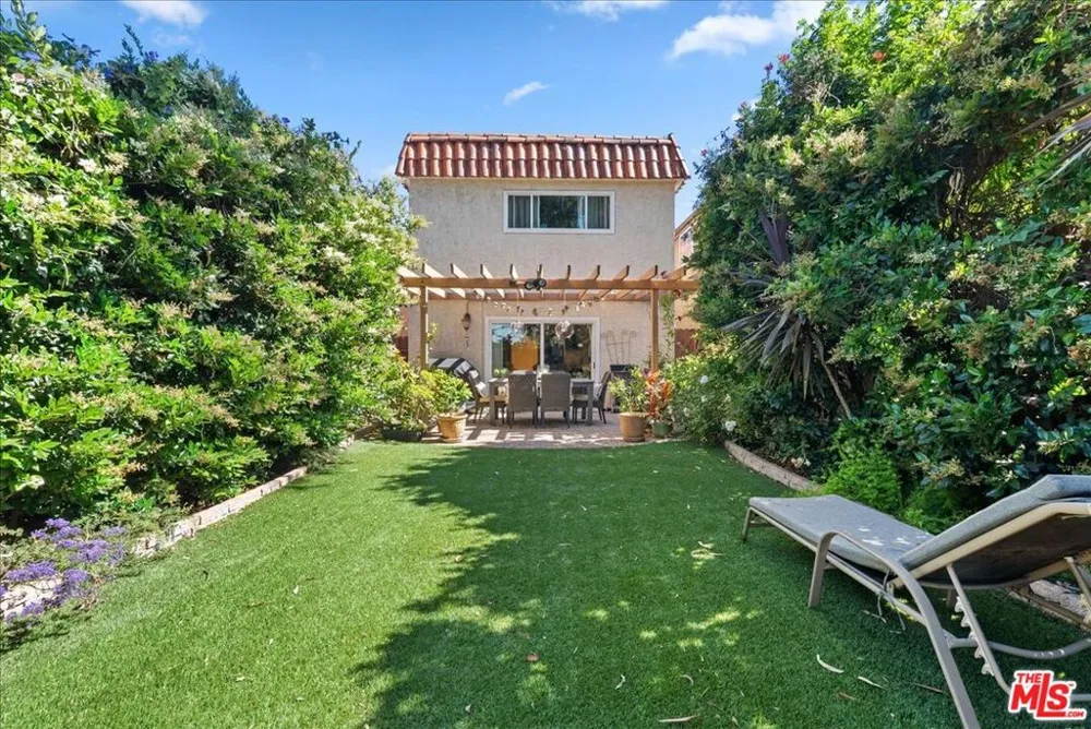954 W 6th Street San Pedro, CA 90731