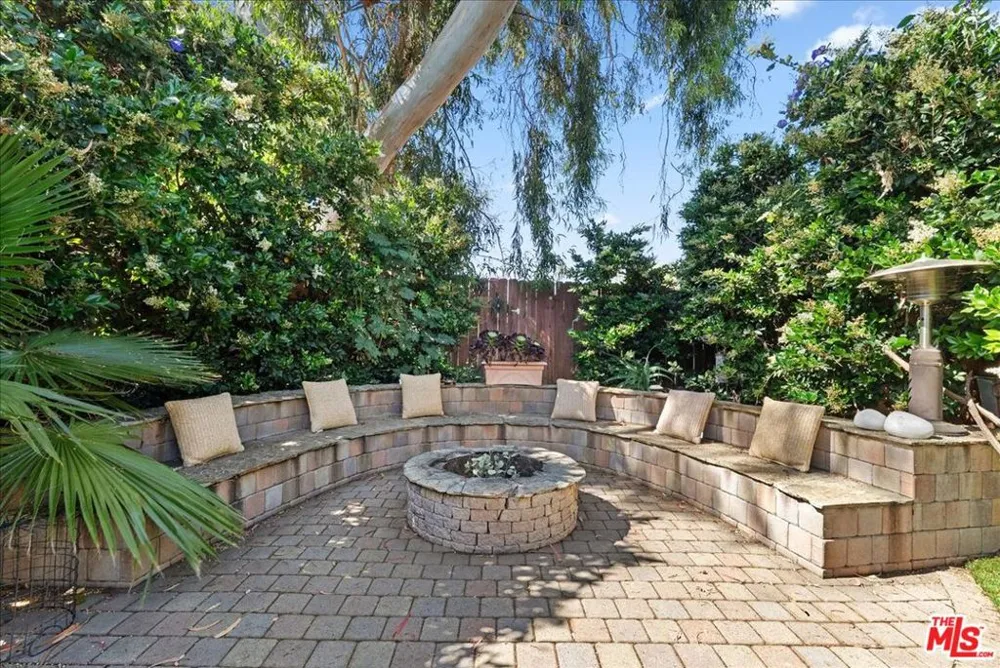 954 W 6th Street San Pedro, CA 90731