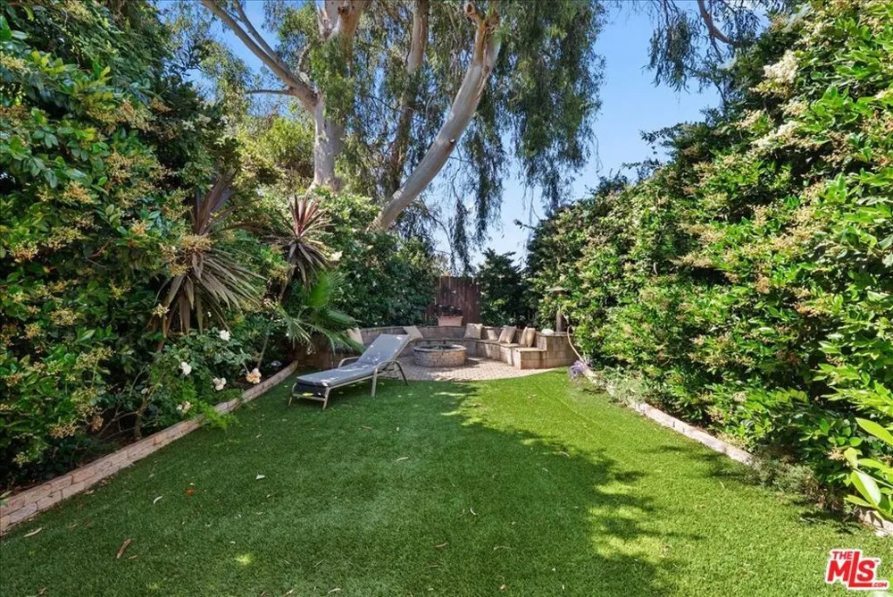 954 W 6th Street San Pedro, CA 90731