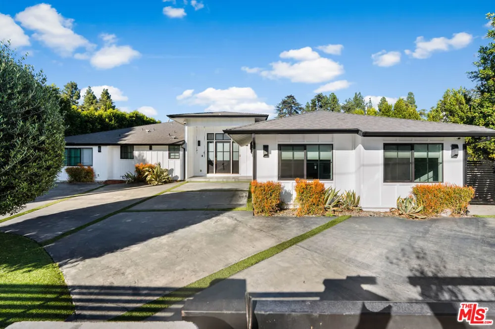13339 Margate Street Van Nuys, CA 91401
