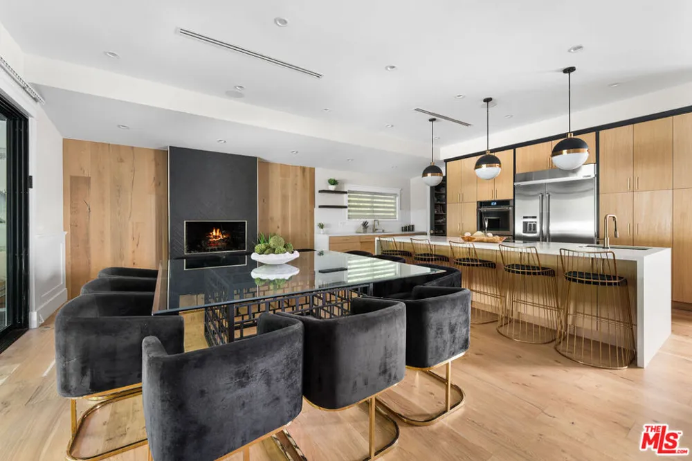 13339 Margate Street Van Nuys, CA 91401