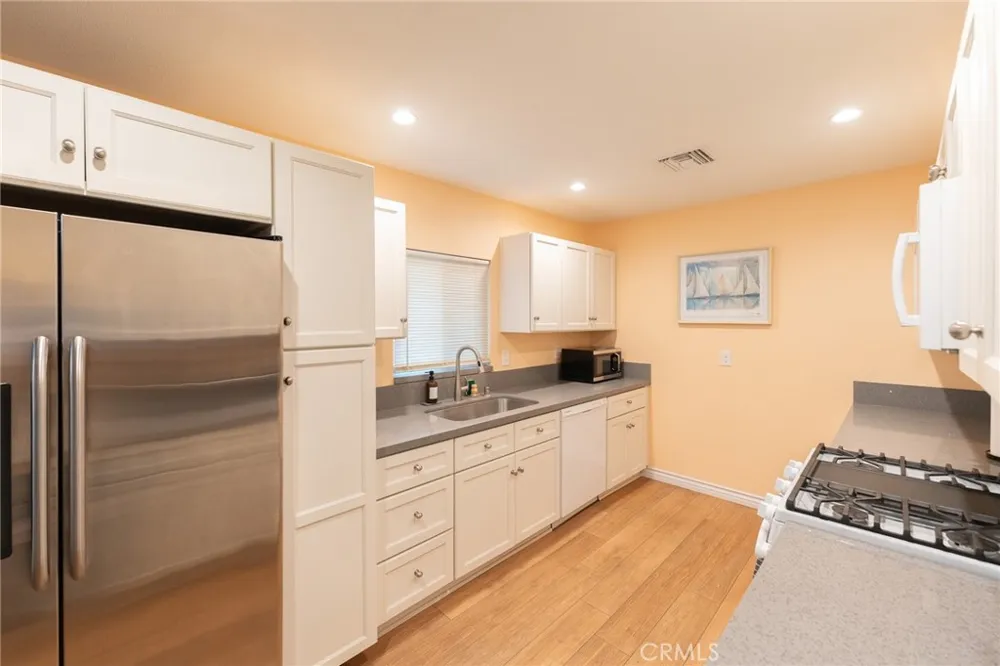 161 May Monrovia, CA 91016