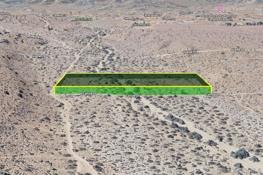 Carlyle DR Yucca Valley, CA 92284