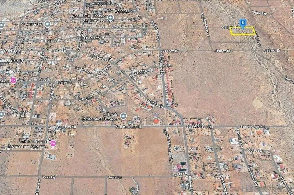 Carlyle DR Yucca Valley, CA 92284