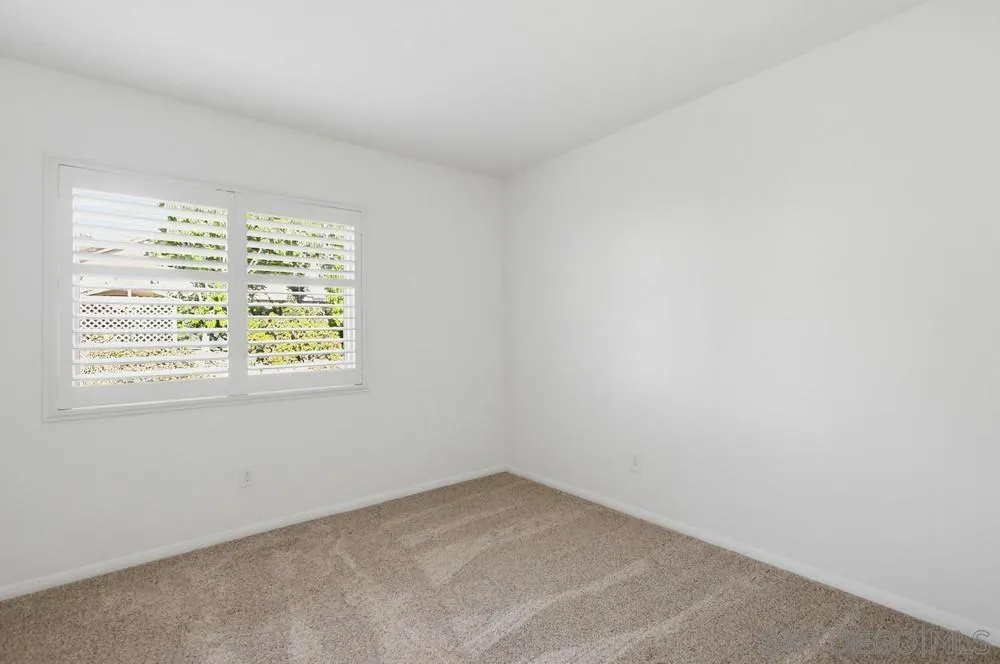 8995 Hampe Court San Diego, CA 92129