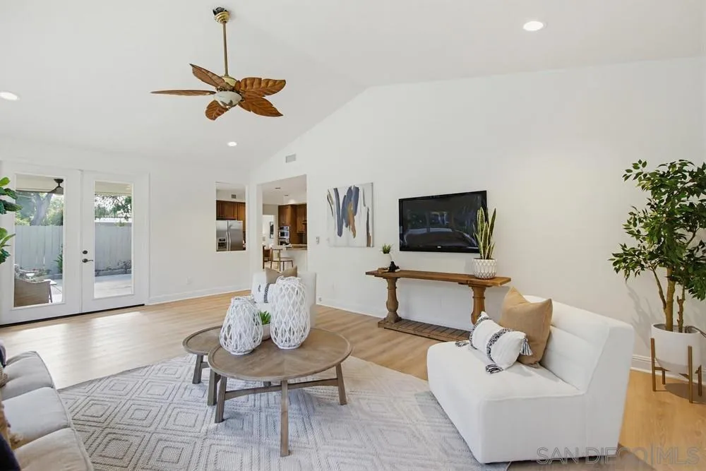 8995 Hampe Court San Diego, CA 92129