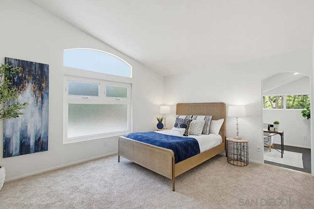 8995 Hampe Court San Diego, CA 92129