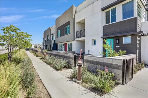 3620 S Allston Paseo #8