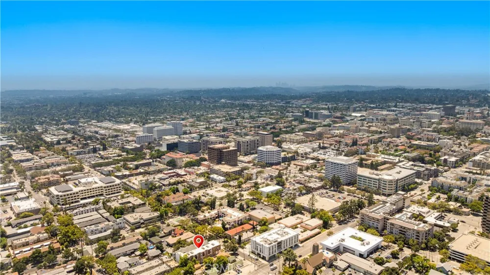 176 Catalina Avenue #104 Pasadena, CA 91106