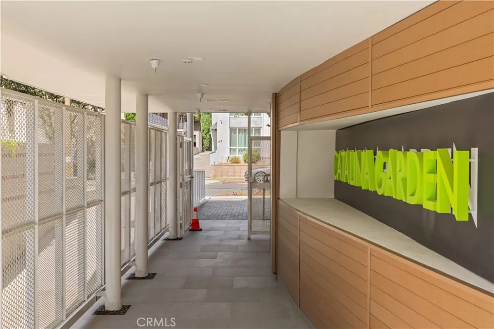 176 Catalina Avenue #104 Pasadena, CA 91106