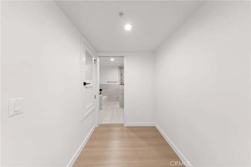 176 Catalina Avenue #104 Pasadena, CA 91106