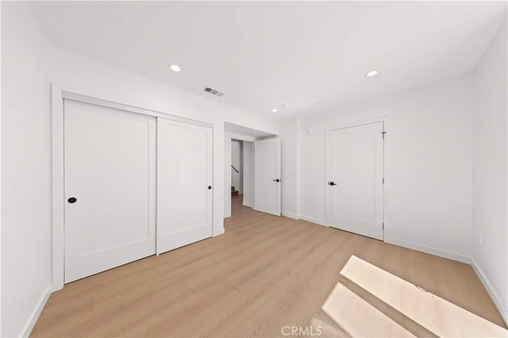 176 Catalina Avenue #104 Pasadena, CA 91106