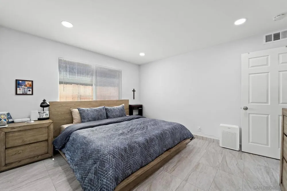 196 W Park Ave #1 El Cajon, CA 92020