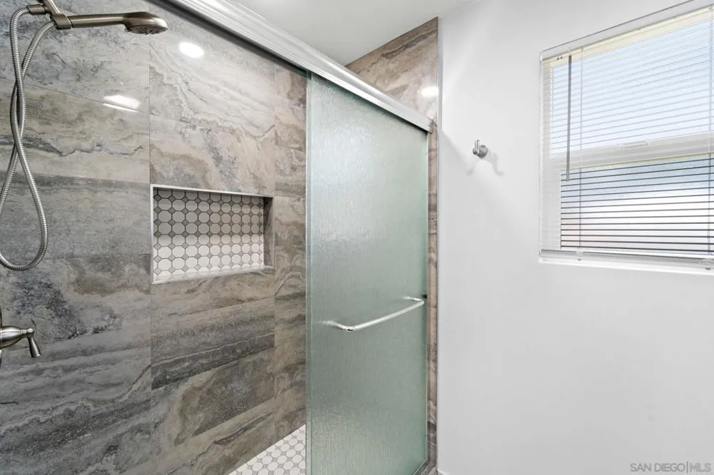 196 W Park Ave #1 El Cajon, CA 92020