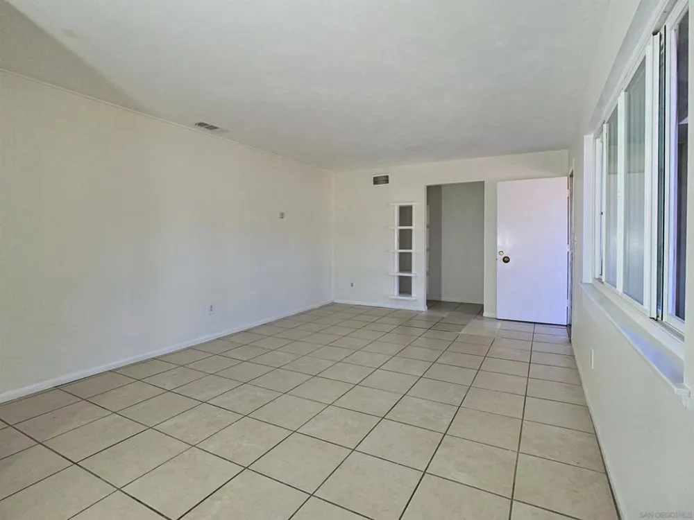 7731 Mockingbird Dr San Diego, CA 92123