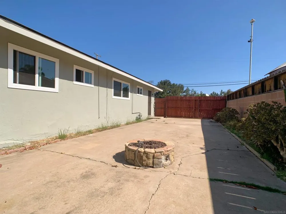7731 Mockingbird Dr San Diego, CA 92123