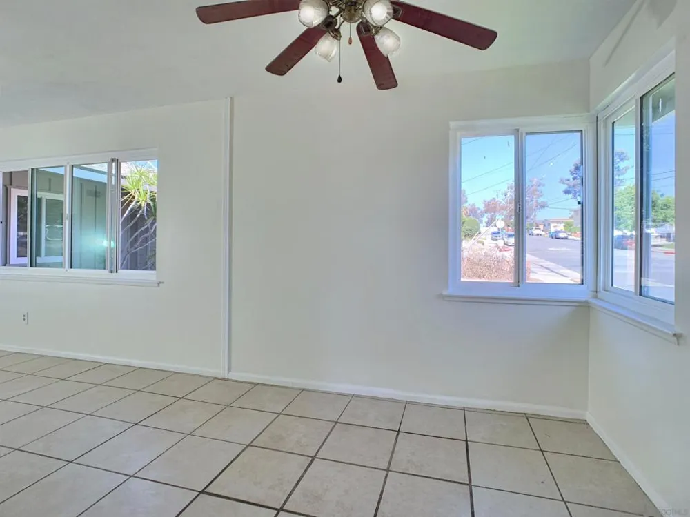 7731 Mockingbird Dr San Diego, CA 92123