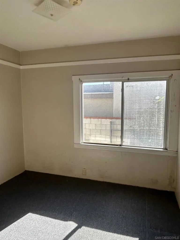 840 E 16th St National City, CA 91950