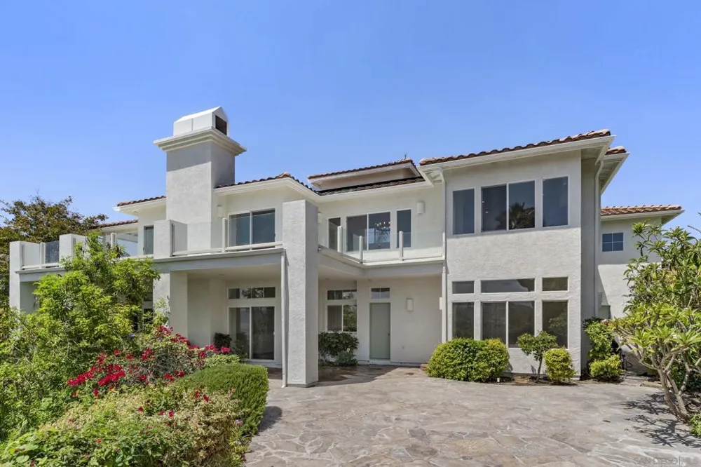 941 Avocado Pl Del Mar, CA 92014