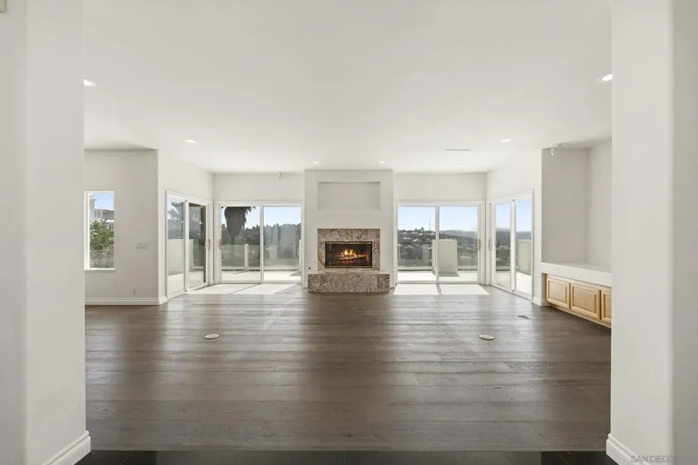 941 Avocado Pl Del Mar, CA 92014