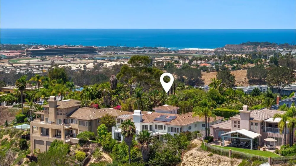 941 Avocado Pl Del Mar, CA 92014