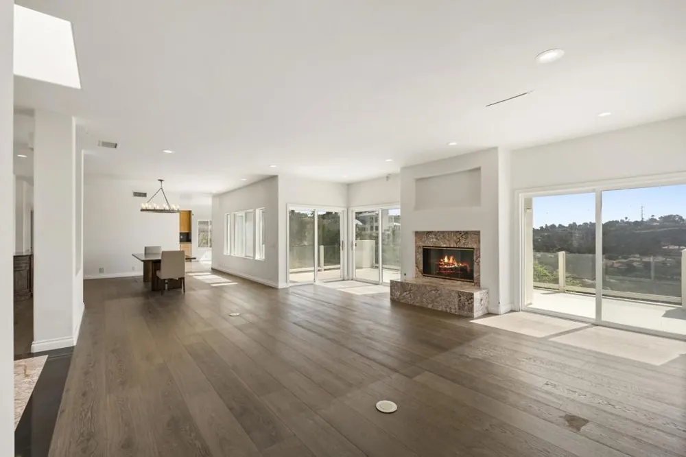 941 Avocado Pl Del Mar, CA 92014