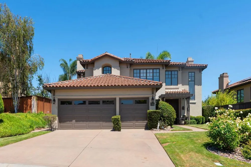 16527 Woodson Dr Ramona, CA 92065